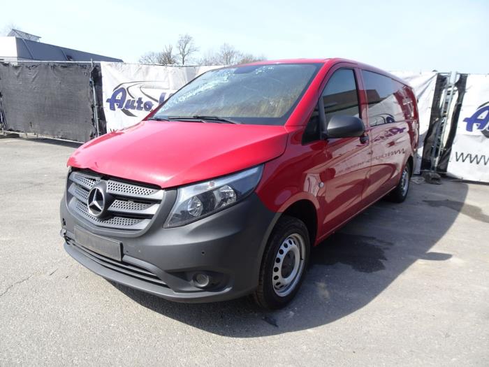 Mercedes Vito Mixto 1.6 111 CDI 16V Sloopvoertuig (2018, Rood)