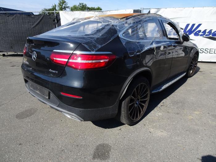 Mercedes GLC Coupe 2.2 250d 16V BlueTEC 4-Matic Sloopvoertuig (2019, Zwart)