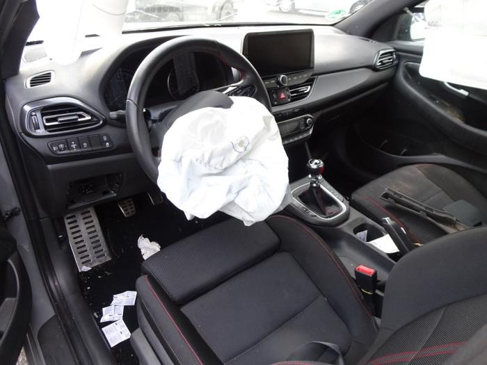 Hyundai i30 1.0 T-GDI 12V Hybrid 48V Sloopvoertuig (2021, Muisgrijs)