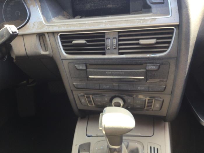 Audi A4 Avant 2.0 TDI 16V Sloopvoertuig (2015, Zwart)