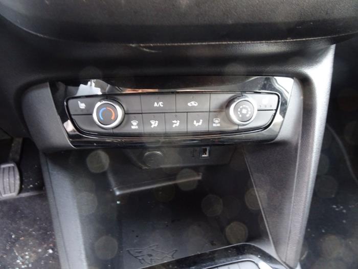 Opel Corsa F 1.2 12V 75 Sloopvoertuig (2022, Wit)