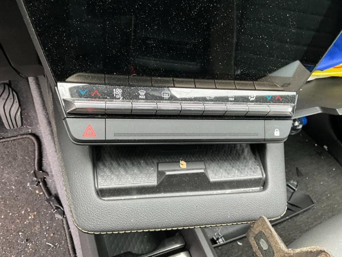 Renault Megane E-Tech 60 kWh Sloopvoertuig (2022, Donker, Blauw)