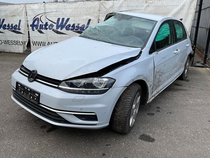 Volkswagen Golf VII 1.0 TSI 12V Sloopvoertuig (2018, Wit, Zilver)