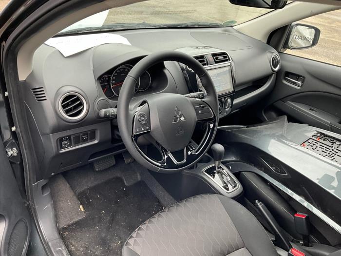 Mitsubishi Space Star 1.2 12V Sloopvoertuig (2023, Grijs)