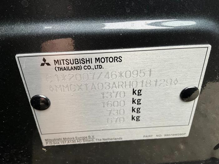 Mitsubishi Space Star 1.2 12V Sloopvoertuig (2023, Grijs)