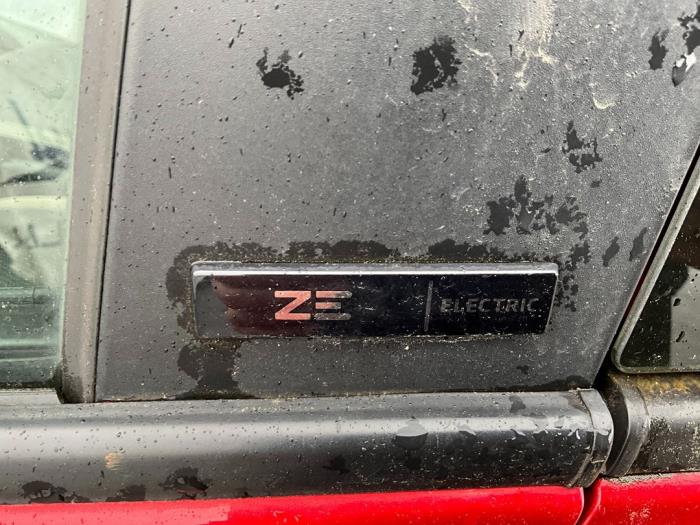 Renault Twingo III ZE R80 Sloopvoertuig (2021, Rood)