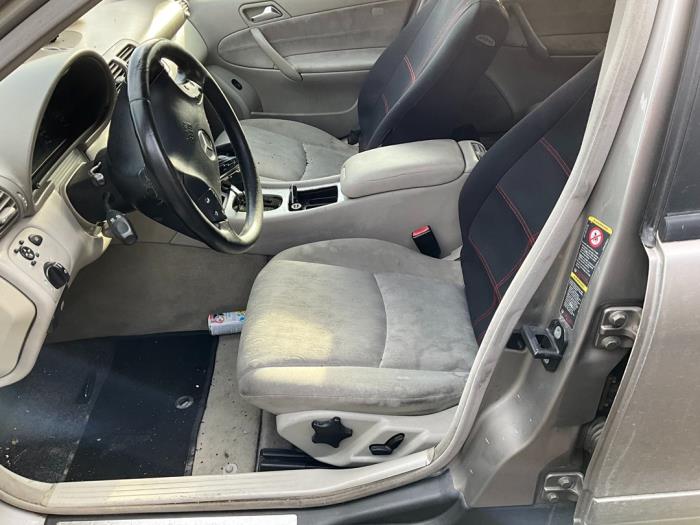 Mercedes C 2.2 C-220 CDI 16V Sloopvoertuig (2003, Zilver)