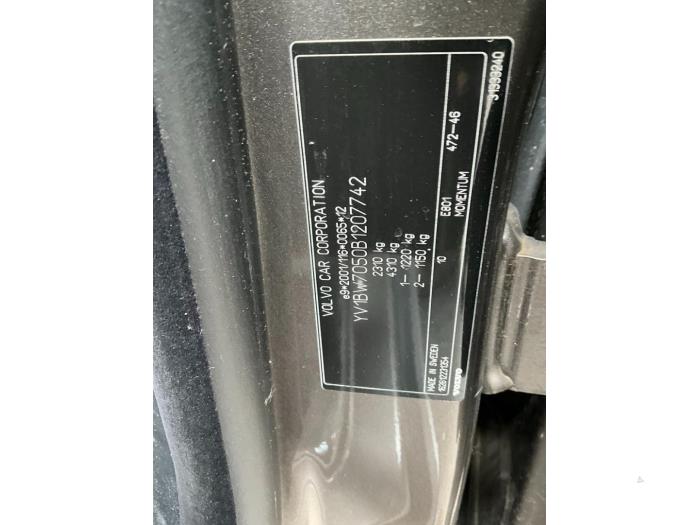 Volvo V70 2.4 D5 20V 205 Sloopvoertuig (2011, Bruin)