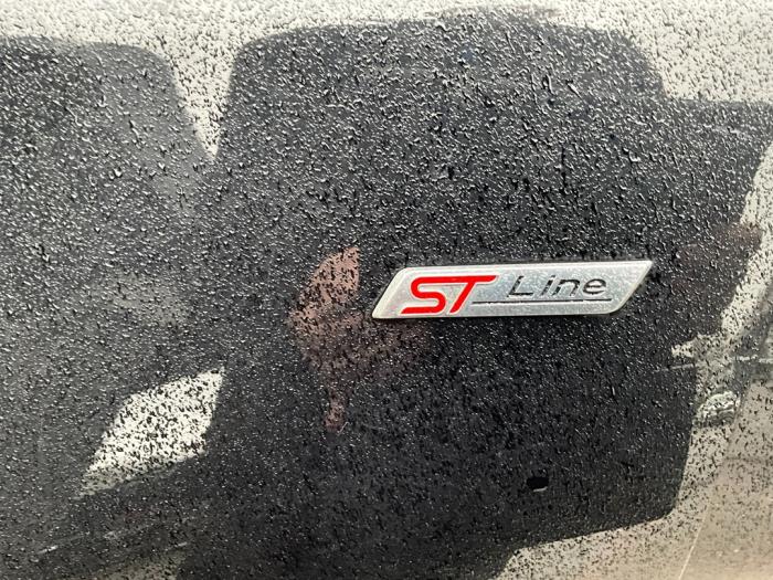 Ford Puma 1.0 Ti-VCT EcoBoost 12V Sloopvoertuig (2021, Zwart)