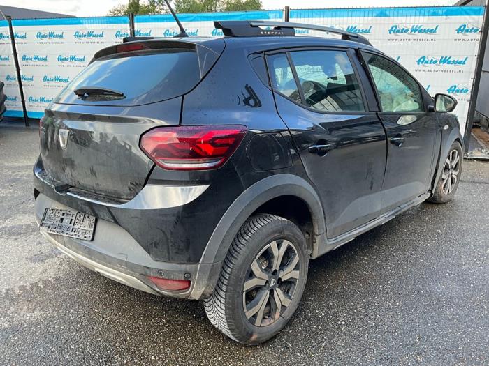 Dacia Sandero III 1.0 TCe 90 12V Sloopvoertuig (2021, Zwart)