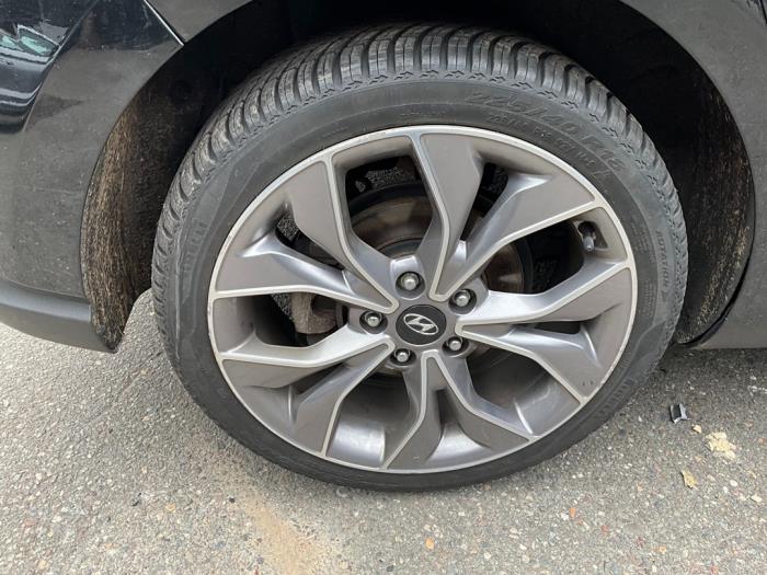 Hyundai i30 1.4 T-GDI 16V Sloopvoertuig (2020, Zwart)