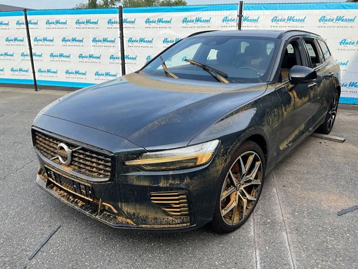 Volvo V60 II 2.0 T8 16V Plug-in Hybrid Polestar AWD Sloopvoertuig (2019, Grijs)