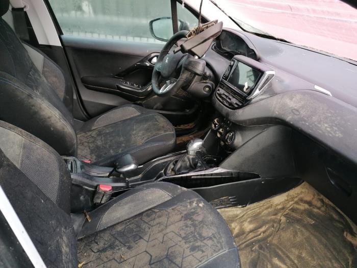 Peugeot 2008 1.5 BlueHDi 100 Sloopvoertuig (2019)