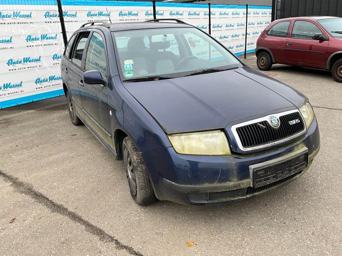 Skoda Fabia 1.4i 16V Sloopvoertuig (2004)