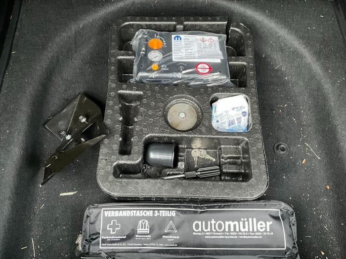 Jeep Compass II 2.0 Multijet II 170 16V 4x4 Sloopvoertuig (2020, Zwart)