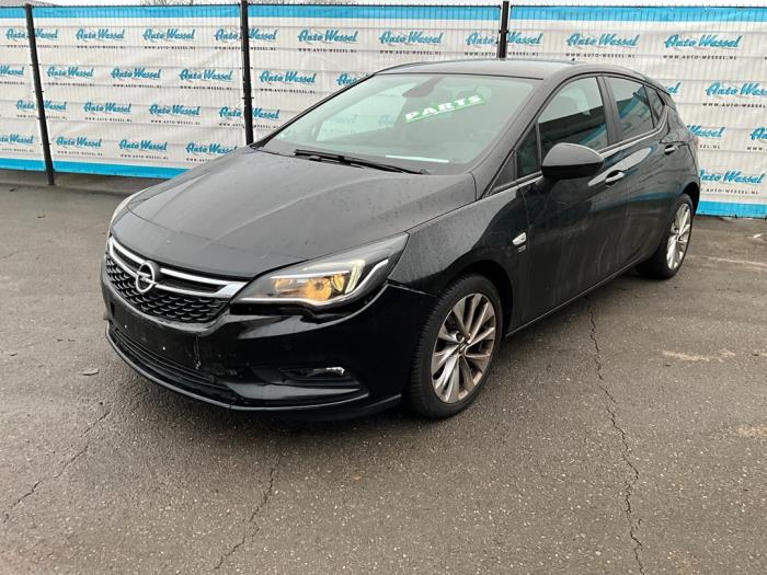 Opel Astra K 15- Sloopvoertuig (2019, Zwart)