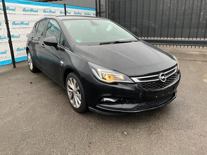 Opel Astra K 15- Sloopvoertuig (2019, Zwart)