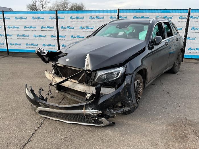 Mercedes GLC 2.2 250d 16V BlueTEC 4-Matic Sloopvoertuig (2016, Zwart)