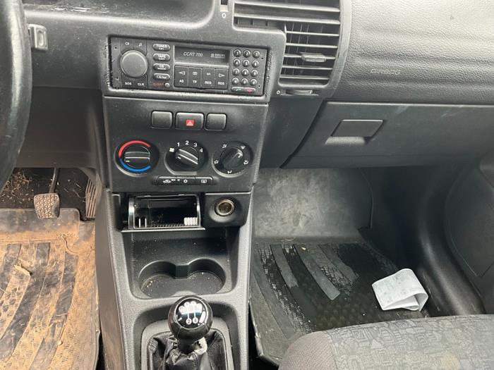 Opel Zafira 1.8 16V Sloopvoertuig (2001, Zilver)