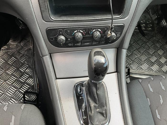 Mercedes C Sportcoupé 1.8 C-180K 16V Sloopvoertuig (2002, Zilver)