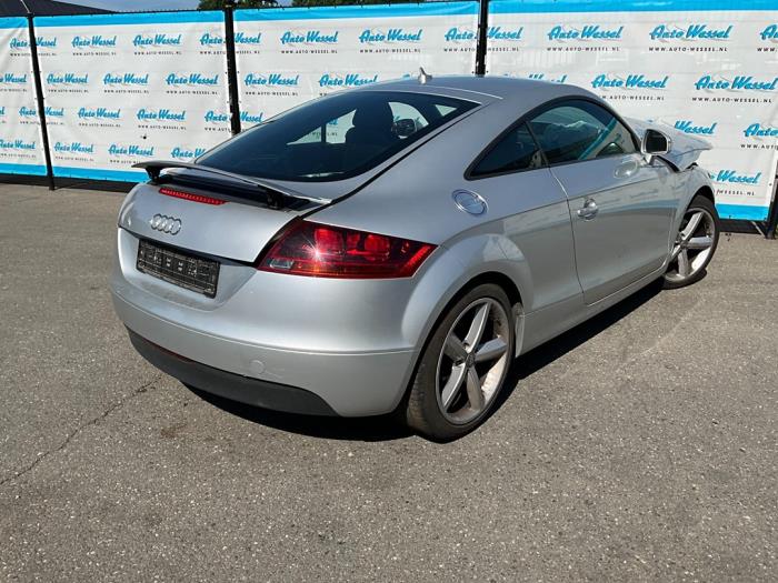 Audi TT 2.0 TFSI 16V Sloopvoertuig (2006, Zilver)