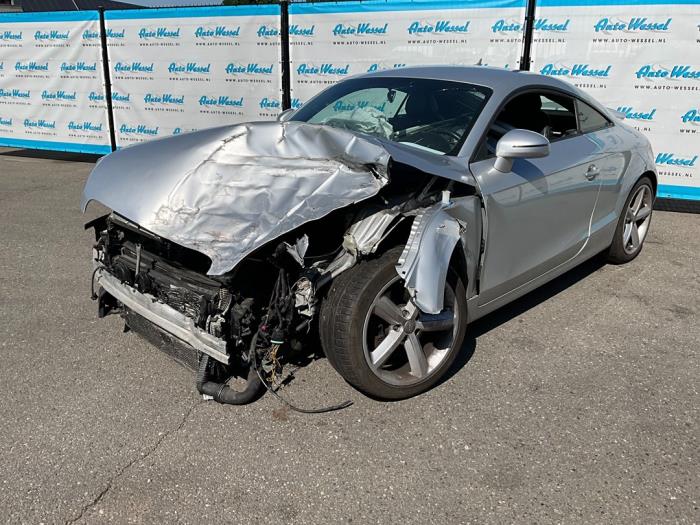 Audi TT 2.0 TFSI 16V Sloopvoertuig (2006, Zilver)