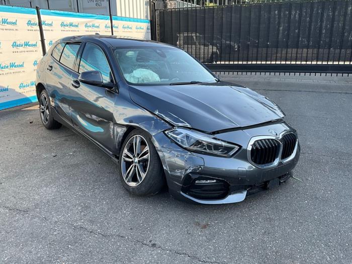 BMW 1 serie 118i 1.5 TwinPower 12V Sloopvoertuig (2021)