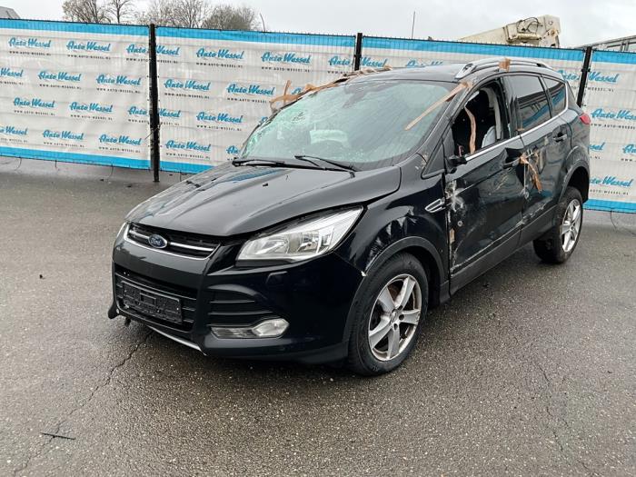Ford Kuga II 2.0 TDCi 16V 150 4x4 Sloopvoertuig (2015, Zwart)
