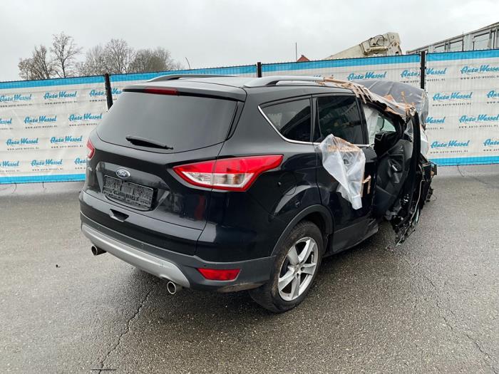 Ford Kuga II 2.0 TDCi 16V 150 4x4 Sloopvoertuig (2015, Zwart)