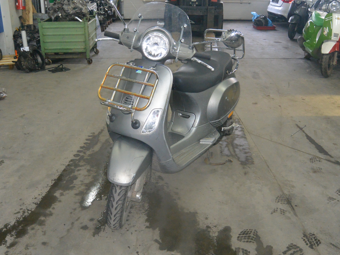 Vespa Scooter (Sloopvoertuig, 2005) De Witte Boerderij B.V.