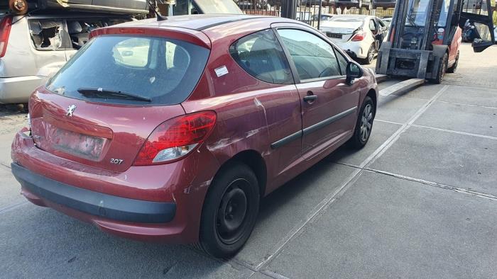Peugeot 207/207+ 1.4 Sloopvoertuig (2010, Metallic, Rood)