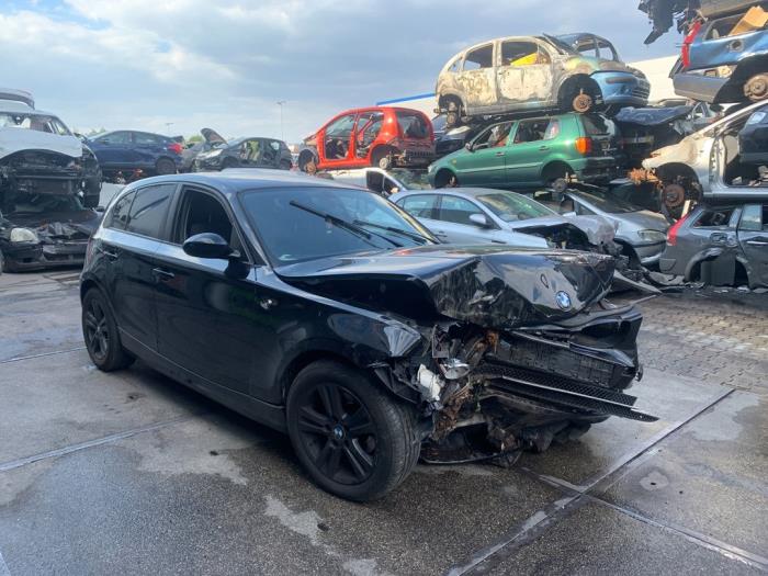 BMW 1 serie 116i 1.6 16V Sloopvoertuig (2008, Zwart)