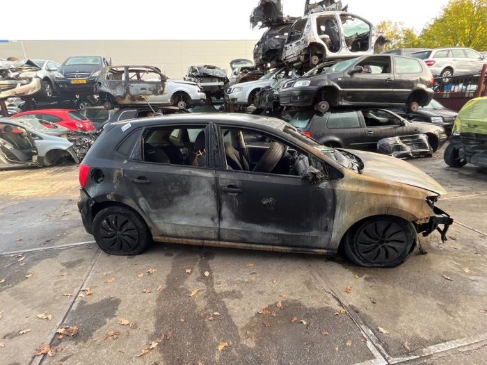 Volkswagen Polo V 1.4 TDI DPF BlueMotion technology Sloopvoertuig (2014, Zwart)