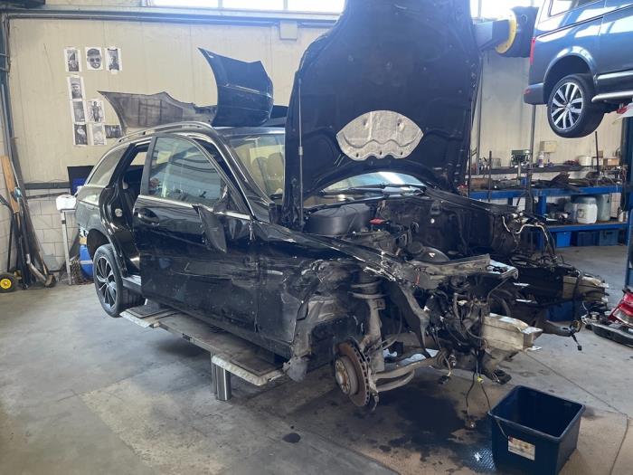 Mercedes C Estate 1.6 C-180K 16V BlueEfficiency Sloopvoertuig (2009, Metallic, Zwart)