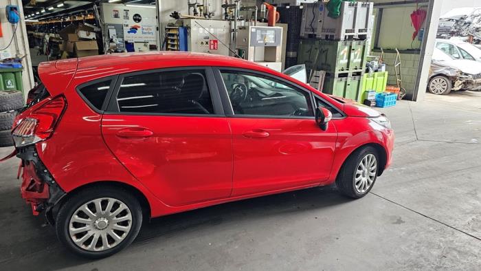 Ford Fiesta 6 1.0 EcoBoost 12V 100 Sloopvoertuig (2015, Rood)