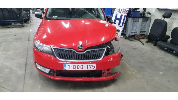 Skoda Rapid 1.2 TSI 16V Sloopvoertuig (2016, Rood)