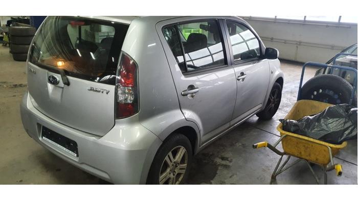 Subaru Justy 1.0 12V DVVT Sloopvoertuig (2011, Metallic, Grijs)