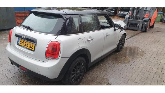 Mini Mini 1.5 12V Cooper Sloopvoertuig (2015, Metallic, Wit, Zilver)