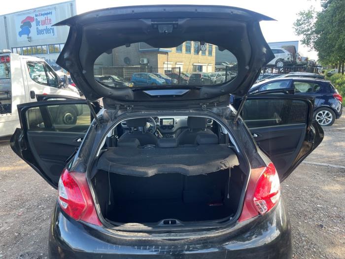 Peugeot 208 I 1.2 Vti 12V PureTech 82 Sloopvoertuig (2014, Zwart)