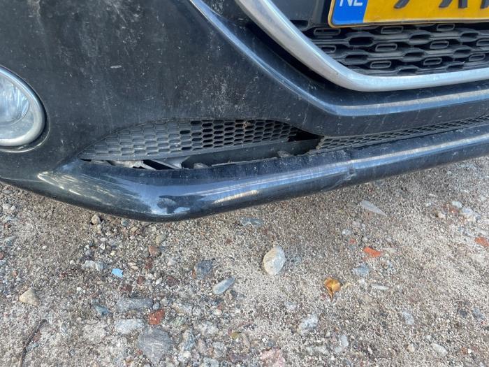 Peugeot 208 I 1.2 Vti 12V PureTech 82 Sloopvoertuig (2014, Zwart)