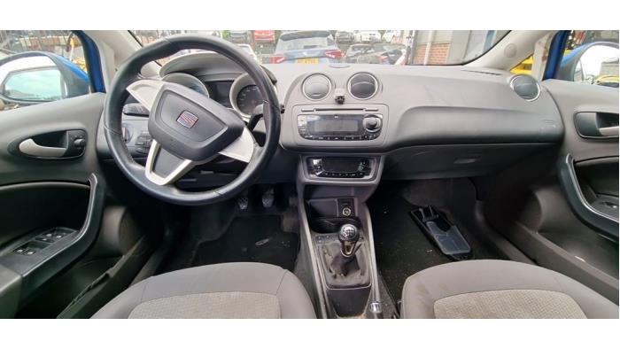 Seat Ibiza ST 1.2 TDI Ecomotive Schadevoertuig (2010, Blauw)