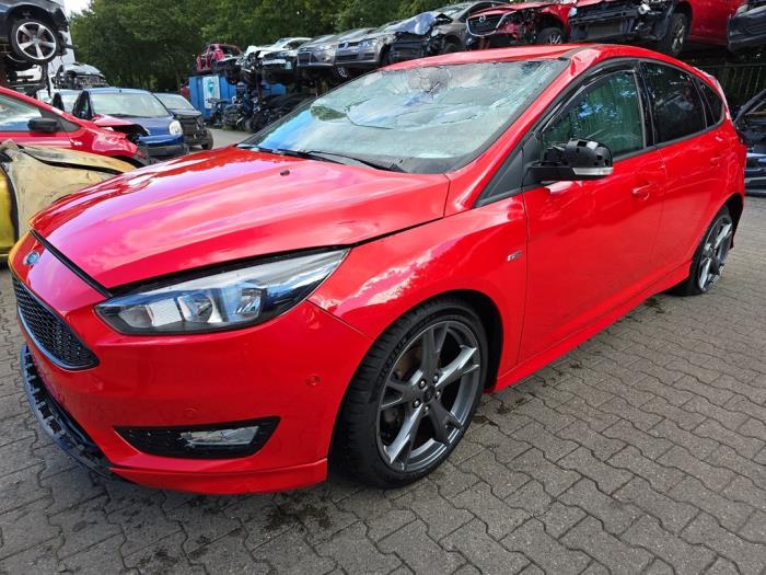 Ford Focus 3 1.0 Ti-VCT EcoBoost 12V 125 Sloopvoertuig (2018, Rood)