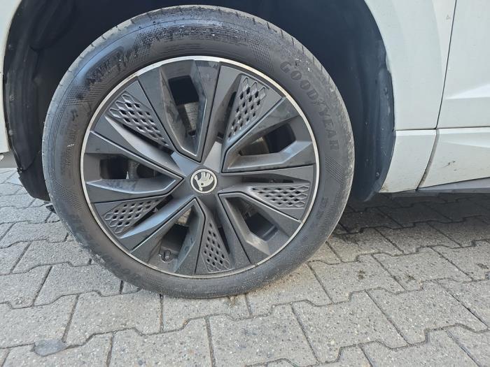 Skoda Karoq 1.5 TSI 16V Sloopvoertuig (2022, Wit)