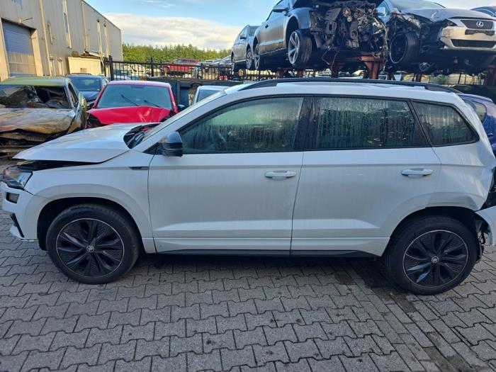 Skoda Karoq 1.5 TSI 16V Sloopvoertuig (2022, Wit)