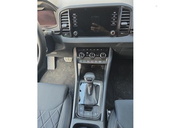 Skoda Karoq 1.5 TSI 16V Sloopvoertuig (2022, Wit)