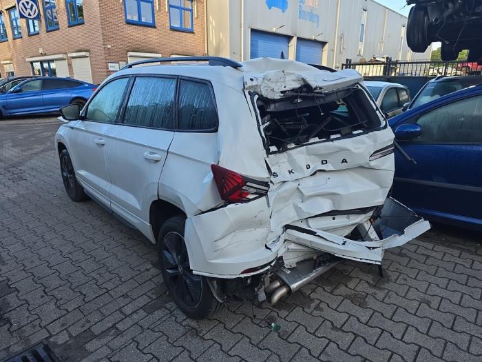 Skoda Karoq 1.5 TSI 16V Sloopvoertuig (2022, Wit)