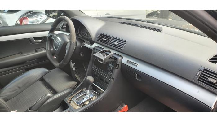 Audi S4 Avant S4 4.2 V8 40V Sloopvoertuig (2005, Metallic, Zwart)