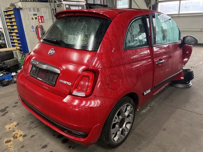 Fiat 500 1.0 Hybrid Sloopvoertuig (2022, Rood)
