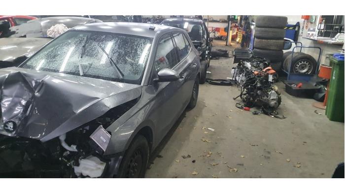 Skoda Fabia IV 1.0 TSI 12V Sloopvoertuig (2023, Metallic, Muisgrijs)