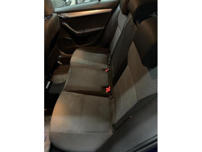 Skoda Octavia Combi 1.6 TDI Greenline 16V Sloopvoertuig (2014, Metallic, Blauw)